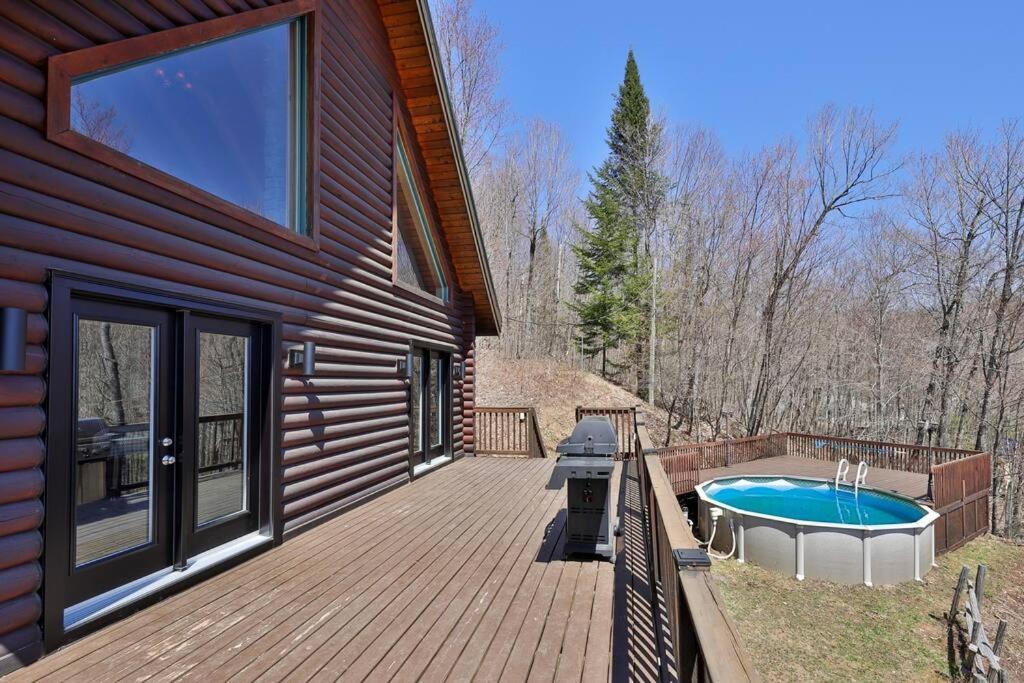 Saint Adolphe D'Howard Le Courchevel Luxe Chalet - Private Pool - Jacuzzi - Ski מראה חיצוני תמונה