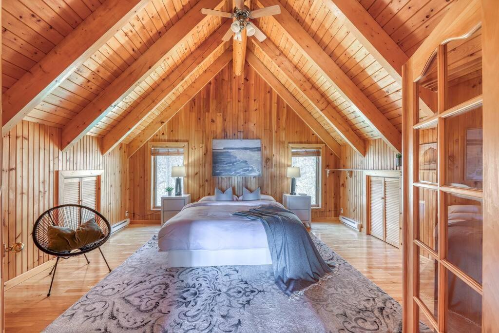 Saint Adolphe D'Howard Le Courchevel Luxe Chalet - Private Pool - Jacuzzi - Ski מראה חיצוני תמונה