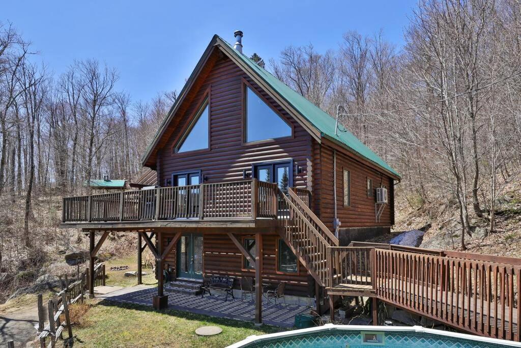 Saint Adolphe D'Howard Le Courchevel Luxe Chalet - Private Pool - Jacuzzi - Ski מראה חיצוני תמונה